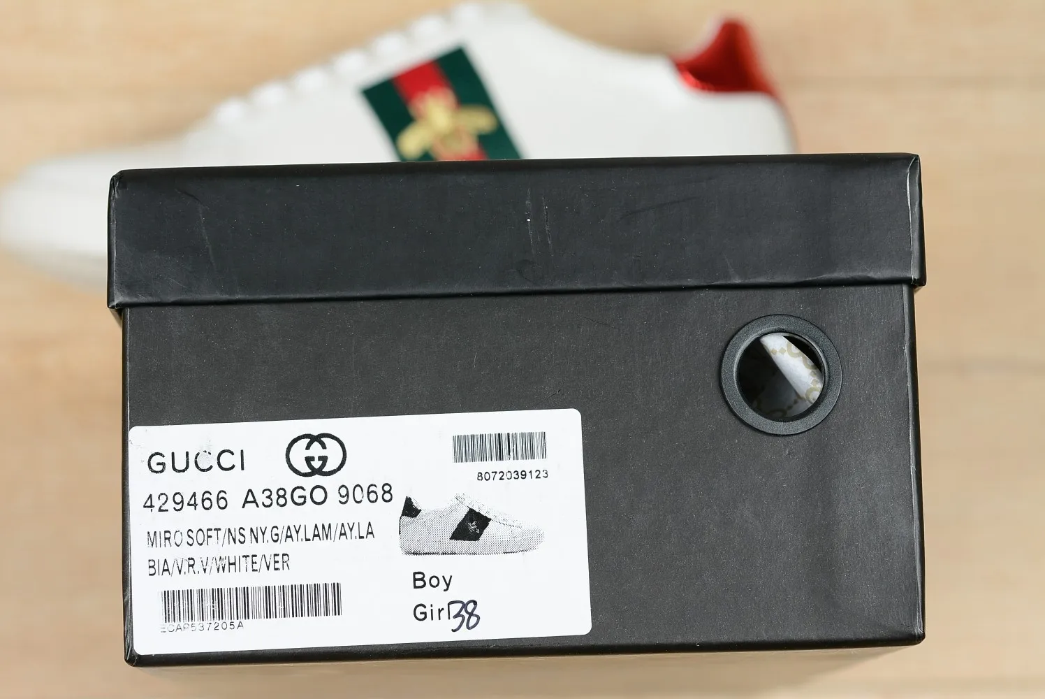 👟👟Ex-factory price 520👟👟 👟👟 Women's Shoes Factory GUCCI】Gucci's hot model Little Bee Gold Edition 35-44 Little Bee Gold Edition·Gucci high version Gucci must-have high-top white shoes [high quality] Specially recommended! The upper is made of original custom-made mercerized cowhide imported from Bangladesh! Original sheepskin lining and custom water snake skin on the back tail! Original molded rubber outsole! Standard size: Female 34-40 Male 40-44
